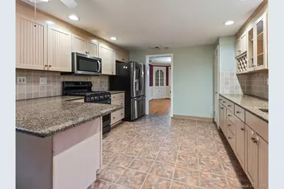 12 Haviland Road, Bloomfield, CT 06002 - Photo 17