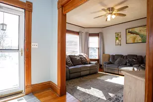 27 West St, New London, CT 06320 - Photo 3