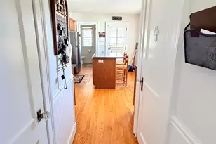 108 Commonwealth Ave, New Britain, CT 06053 - Photo 15