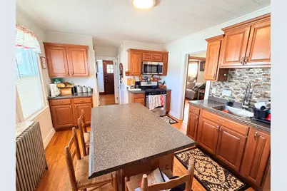 108 Commonwealth Avenue, New Britain, CT 06053 - Photo 9