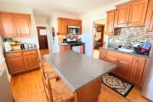 108 Commonwealth Ave, New Britain, CT 06053 - Photo 11