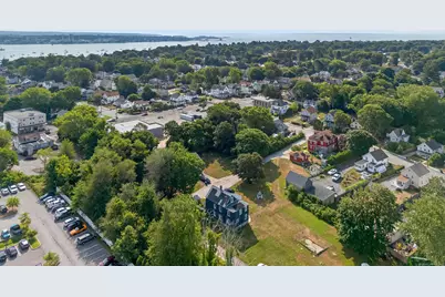 35 Menghi Street, New London, CT 06320 - Photo 5