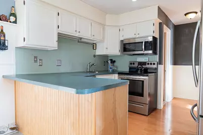 238 Shagbark Drive #238, Derby, CT 06418 - Photo 9