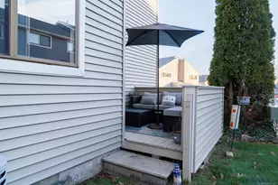 238 Shagbark Dr, Derby, CT 06418 - Photo 3