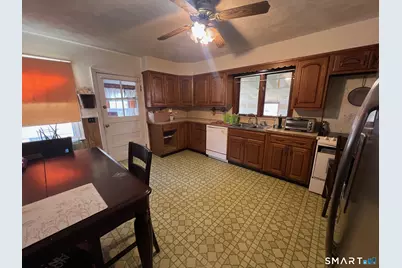 12 Avery Street, Stonington, CT 06379 - Photo 9