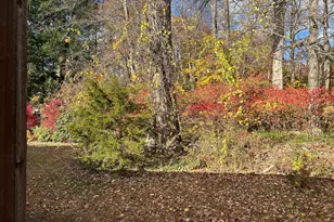 96 Round Hill Rd, Naugatuck, CT 06770 - Photo 27