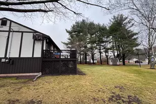 419 Gracey Ave, Meriden, CT 06451 - Photo 5