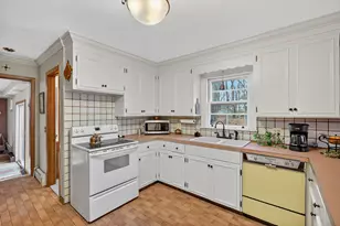 10 Valley Stream Dr, Danbury, CT 06811 - Photo 15