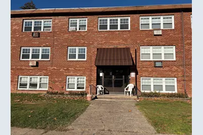 39 Hoffman Court #APT B3, Wallingford, CT 06492 - Photo 1