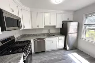 29 Standish Rd, Stamford, CT 06902 - Photo 1