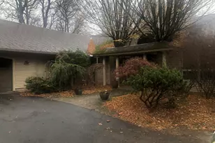 40 Ferncliff Dr, West Hartford, CT 06117 - Photo 27