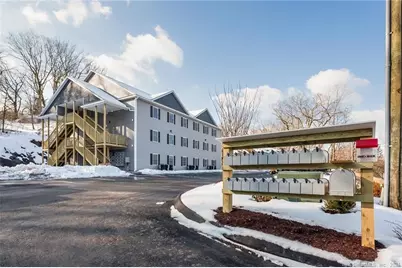 49 Taylor Avenue #206, Bethel, CT 06801 - Photo 3