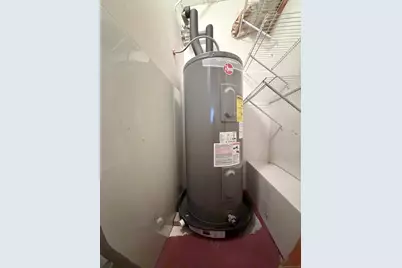 850 Atlantic Street #208, Bridgeport, CT 06604 - Photo 5