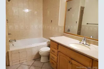 38 Padanaram Avenue #20-B, Danbury, CT 06811 - Photo 9