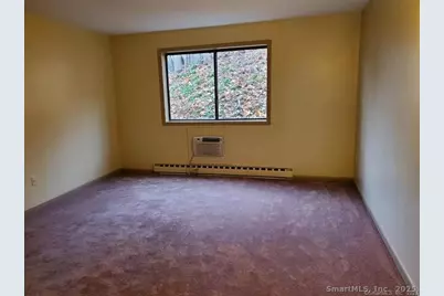 38 Padanaram Avenue #20-B, Danbury, CT 06811 - Photo 7