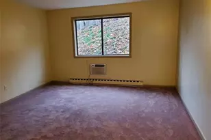 38 Padanaram Ave, Danbury, CT 06811 - Photo 7