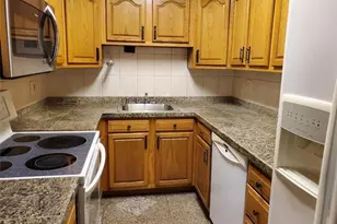 38 Padanaram Ave, Danbury, CT 06811 - Photo 5