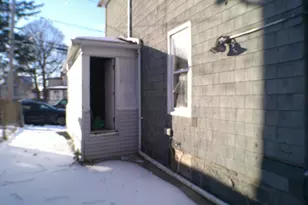 306 Carroll Ave, Bridgeport, CT 06607 - Photo 9