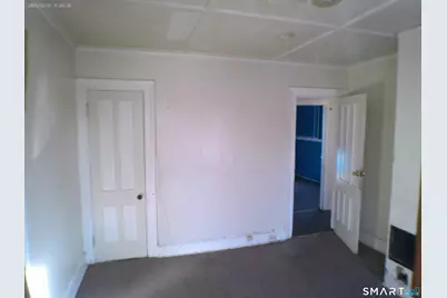 306 Carroll Avenue, Bridgeport, CT 06607 - Photo 3