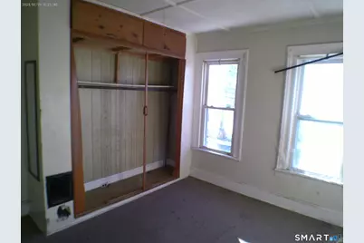 306 Carroll Avenue, Bridgeport, CT 06607 - Photo 7