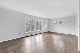 16 Cedar Hill Rd, Shelton, CT 06484 - Photo 9