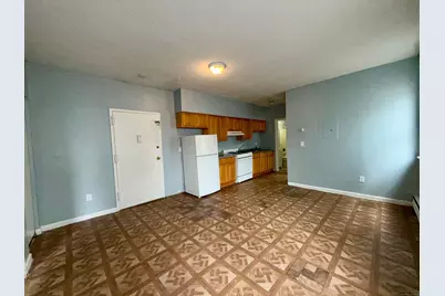 132 Locust Street #4, Waterbury, CT 06704 - Photo 3