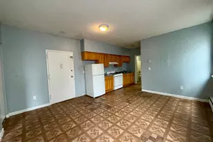 132 Locust St, Waterbury, CT 06704 - Photo 3