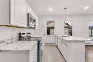 74 Carleton Ave, Bridgeport, CT 06604 - Photo 3