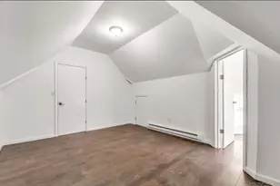 74 Carleton Ave, Bridgeport, CT 06604 - Photo 11