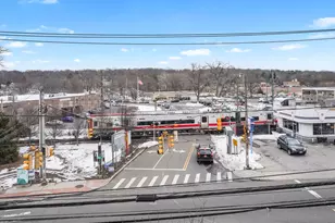 910 Hope St, Stamford, CT 06907 - Photo 31