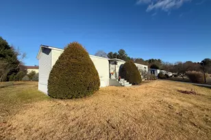 10 Highland Dr, Thompson, CT 06262 - Photo 3