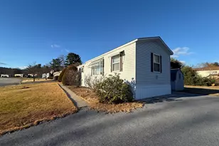 10 Highland Dr, Thompson, CT 06262 - Photo 5