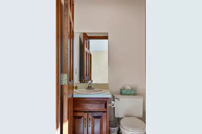 611 Ocean Avenue #E5, New London, CT 06320 - Photo 15