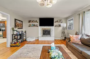 523 Chamberlain Hill Rd, Haddam, CT 06441 - Photo 13