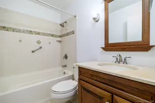 20 Chatham Ct, Brookfield, CT 06804 - Photo 13