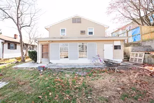 70 Pleasantview Ave, Bridgeport, CT 06606 - Photo 27