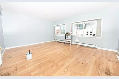 70 Pleasantview Avenue, Bridgeport, CT 06606 - Photo 17