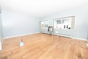 70 Pleasantview Ave, Bridgeport, CT 06606 - Photo 17