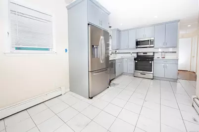 70 Pleasantview Avenue, Bridgeport, CT 06606 - Photo 5