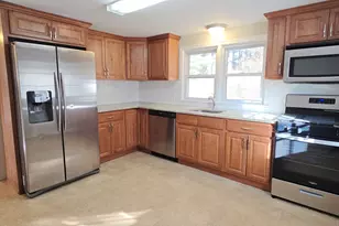 14 W Forrest Dr, Enfield, CT 06082 - Photo 7