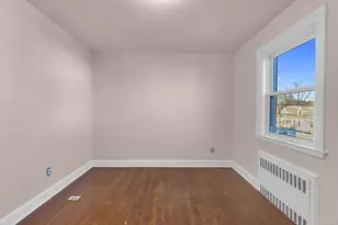 281 Brown St, Hartford, CT 06114 - Photo 23