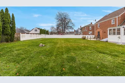 281 Brown Street, Hartford, CT 06114 - Photo 3