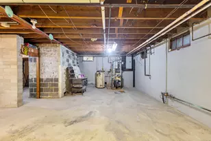 281 Brown St, Hartford, CT 06114 - Photo 27