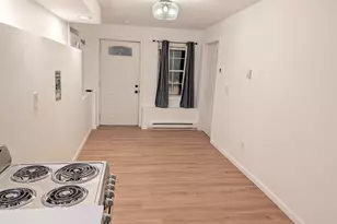 23 Mechanics St, Putnam, CT 06260 - Photo 3