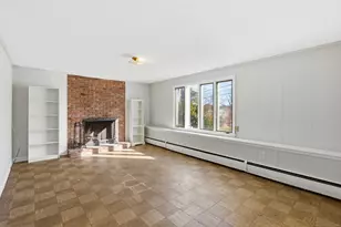 8 Cherryfield Dr, West Hartford, CT 06107 - Photo 21