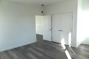 2806 Fairfield Ave, Bridgeport, CT 06605 - Photo 7