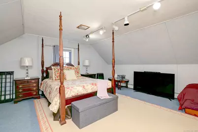 715 Wilcoxson Avenue, Stratford, CT 06614 - Photo 21