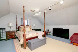 715 Wilcoxson Ave, Stratford, CT 06614 - Photo 21