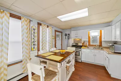 23 Whittlesey Street, New London, CT 06320 - Photo 15