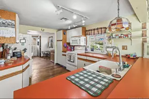 1101 Hickory Hill Rd, Thomaston, CT 06787 - Photo 11